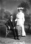 Box 2, Neg. No. 448: R. P. Davidson and His Wife