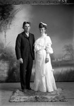 Box 3, Neg. No. 778: Earl Solze and His Wife