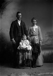 Box 3, Neg. No. 740: F. N. Ivey and Family