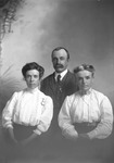 Box 10, Neg. No. 4652: Whittlesey Family by William R. Gray