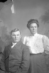 Box 11, Neg. No. 6030: M. O. Holderness and His Wife by William R. Gray