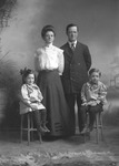 Box 11, Neg. No. 6000B: Patten Family by William R. Gray