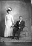 Box 14, Neg. No. 9487: E. Davis and His Wife