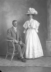 Box 14, Neg. No. 9553: W. W. Schilling and His Wife