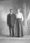 Box 16, Neg. No. 10012: Melvin H. Jones and His Wife