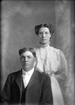 Box 18, Neg. No. 20002: R. D. Mitchell and His Wife