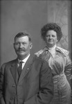 Box 21, Neg. No. 30010B: F. Smith and His Wife