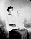 Box 32-2, Neg. No. 1291: Mrs. G. W. Sizemore and Baby