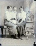 Box 37, Neg. No. 39317: Jensie Fergus and the Two Taylor Sisters