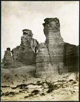 054-04: Monument Rocks and Shrubs