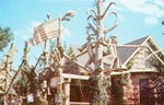 Postcard: Garden of Eden, Lucas Kansas 67648