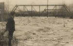 Postcard: Ice Gorge, Ottawa, 1910
